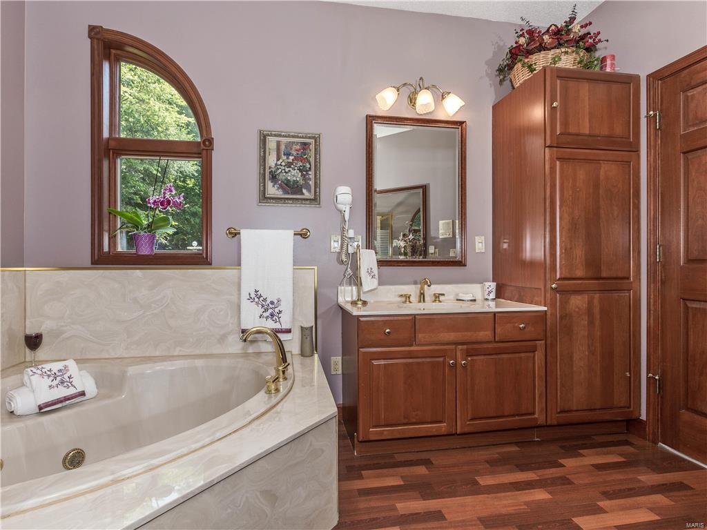 1712 North Bluff Road Collinsville, IL 62234 - Photo 29 of 54 Gallery Image 29
