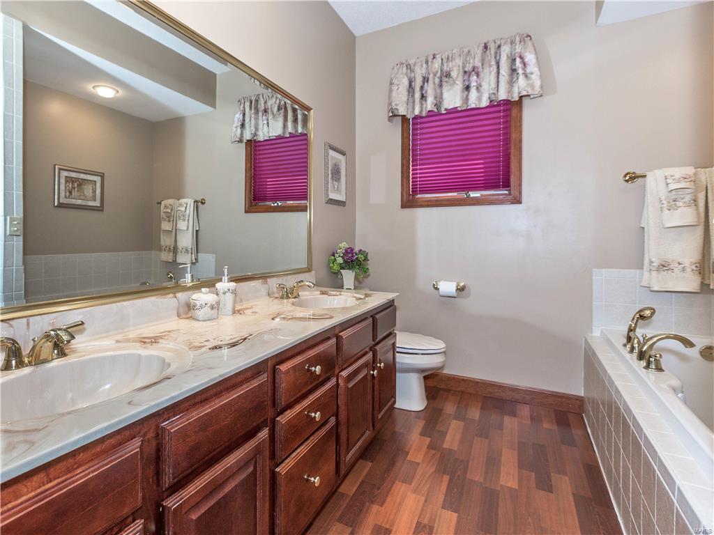 1712 North Bluff Road Collinsville, IL 62234 - Photo 44 of 54 Gallery Image 44