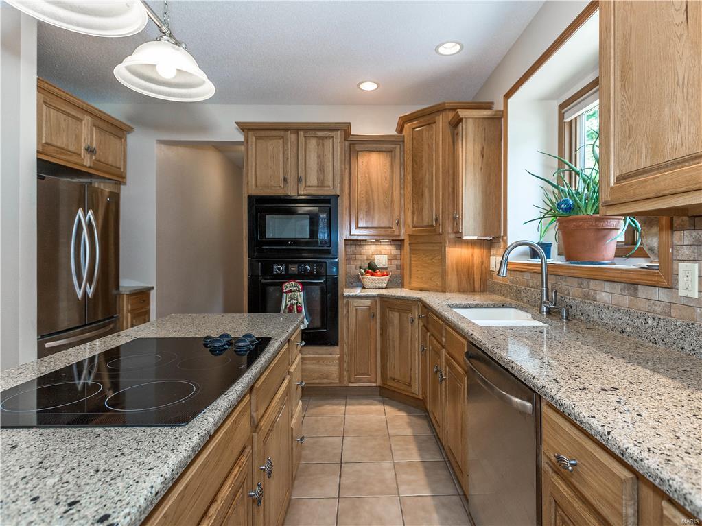 1712 North Bluff Road Collinsville, IL 62234 - Photo 10 of 54 Gallery Image 10
