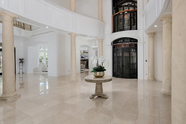 $12,000,000 | 88 West Grand Regency Circle, The Woodlands, TX 77382