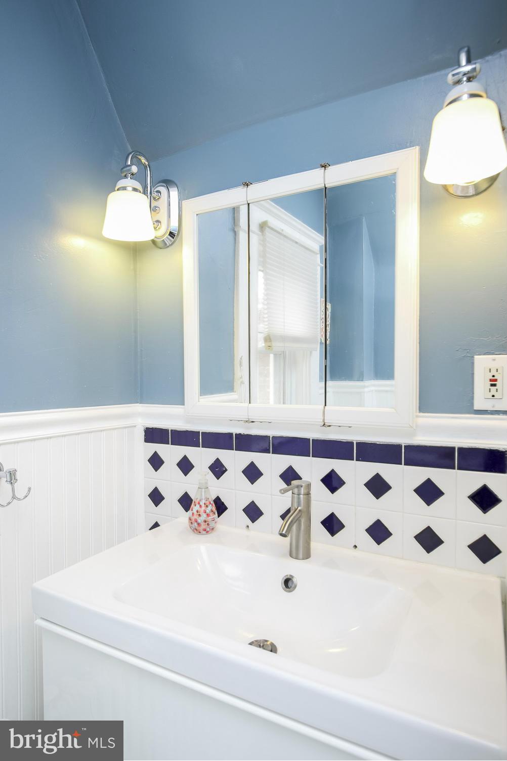 3535 Newland Road Baltimore, MD 21218 - Photo 26 of 30 Bath