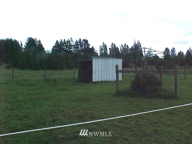 223 Walter Road Winlock, WA 98596 - Photo 4 of 15