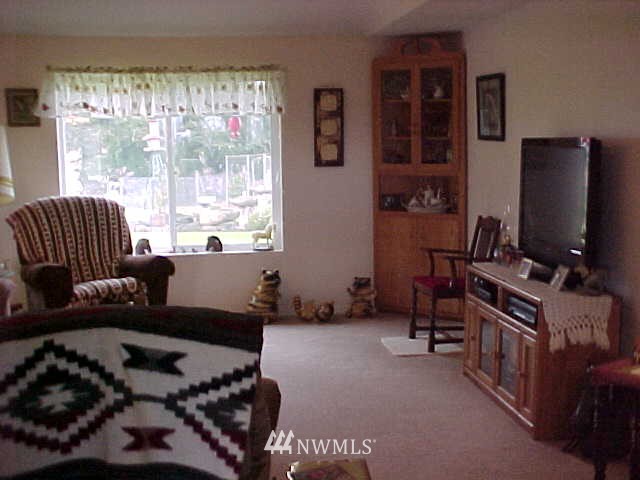 223 Walter Road Winlock, WA 98596 - Photo 10 of 15