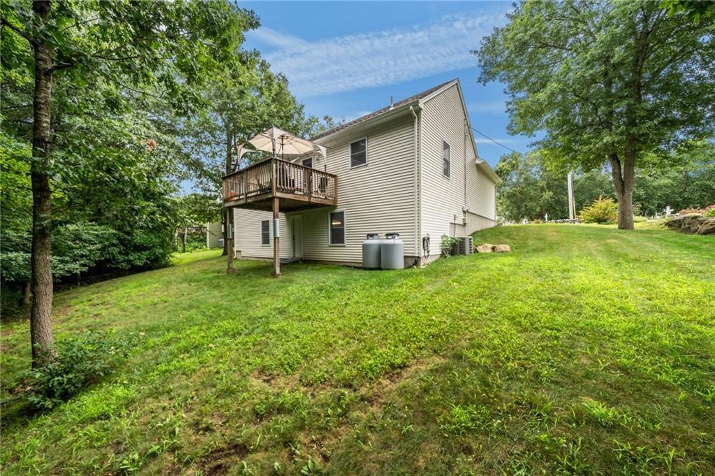 30 Fieldstone Way Westerly, RI 02891 - Photo 5 of 28 Gallery Image 5