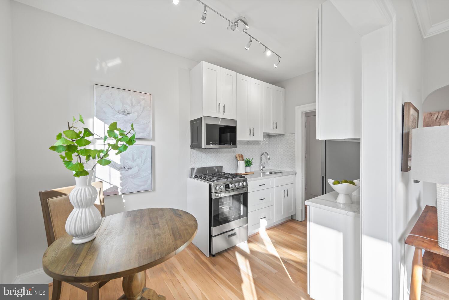 2707 Adams Mill Road Northwest, Unit 309 Washington, DC 20009 - Photo 9 of 40 Gallery Image 9