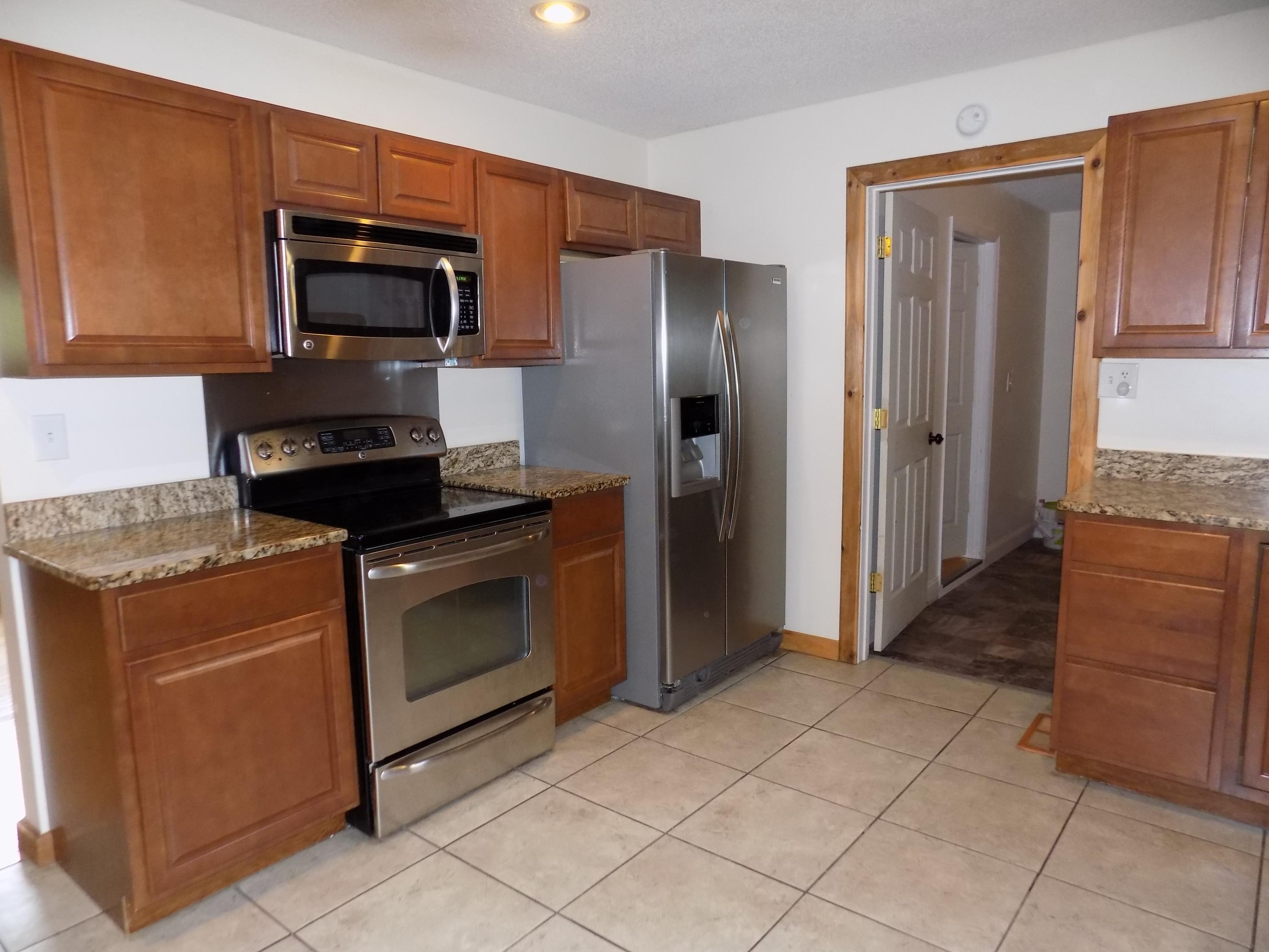 628 Corbley Road Rossville, GA 30741 - Photo 4 of 22 2020-04-14 22.33.29