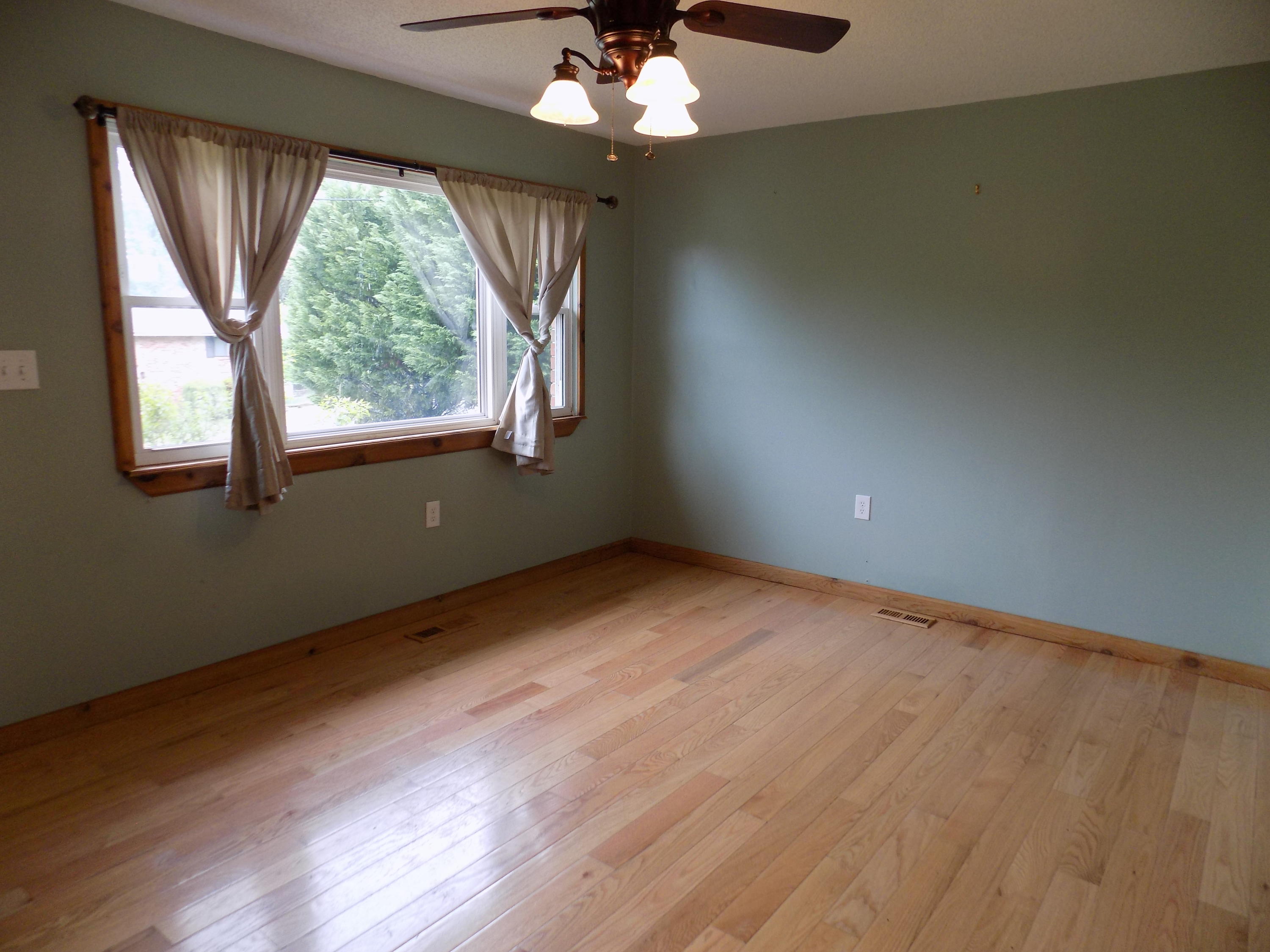 628 Corbley Road Rossville, GA 30741 - Photo 7 of 22 2020-04-14 22.27.19