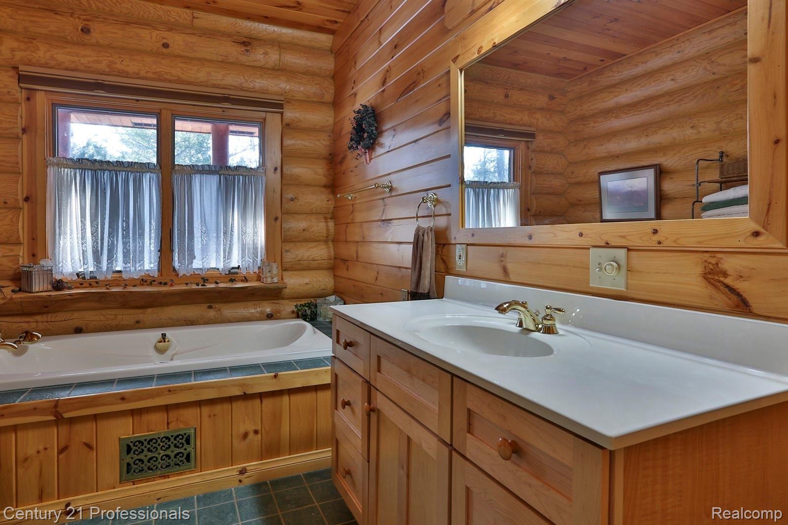 1461 Reber Road Comins, MI 48619 - Photo 21 of 49 2B8A7241.jpg