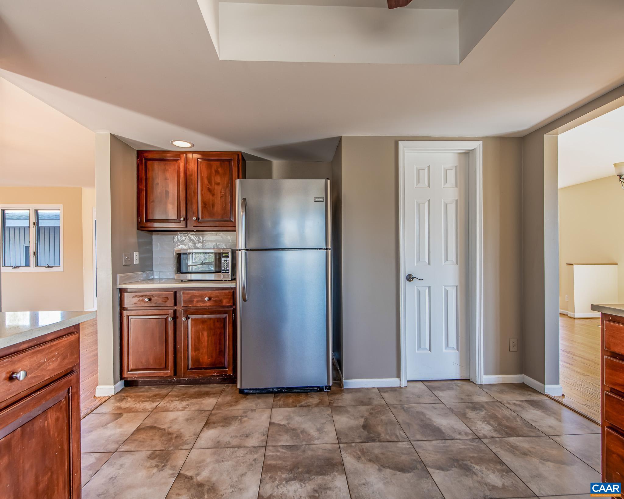 5294 Markwood Road Earlysville, VA 22936 - Photo 10 of 56 Kitchen - Large Pantry