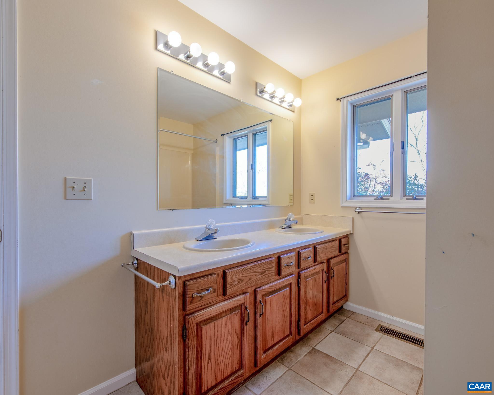 5294 Markwood Road Earlysville, VA 22936 - Photo 23 of 56 Full Bath - Main Floor