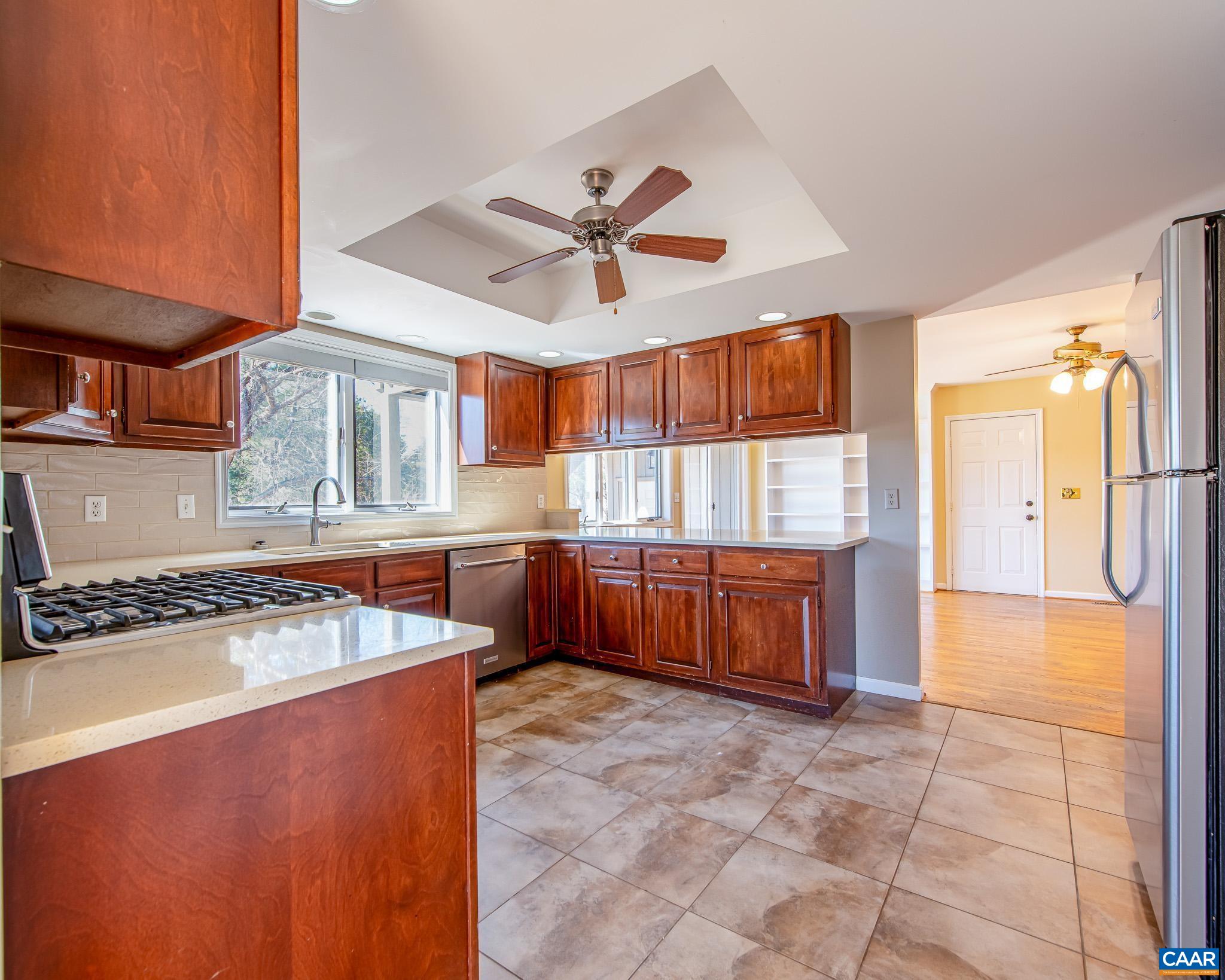 5294 Markwood Road Earlysville, VA 22936 - Photo 9 of 56 Kitchen - Quartz Countrs