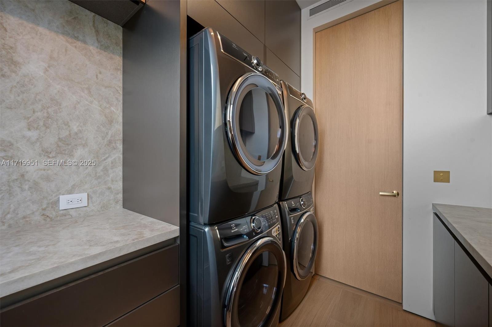 424 West Rivo Alto Drive Miami Beach, FL 33139 - Photo 46 of 72