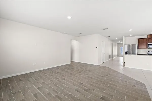 $2,200 | 1575 Aspen Avenue, Davenport, FL 33837