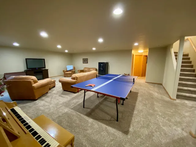 $495,000 | 3037 Claire Drive East, West Fargo, ND 58078