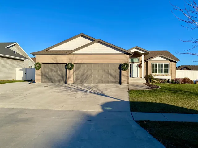 $495,000 | 3037 Claire Drive East, West Fargo, ND 58078