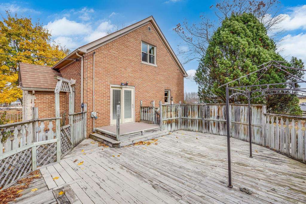 4729 Vista Road Manitowoc, WI 54220 - Photo 29 of 38 IMG_3590