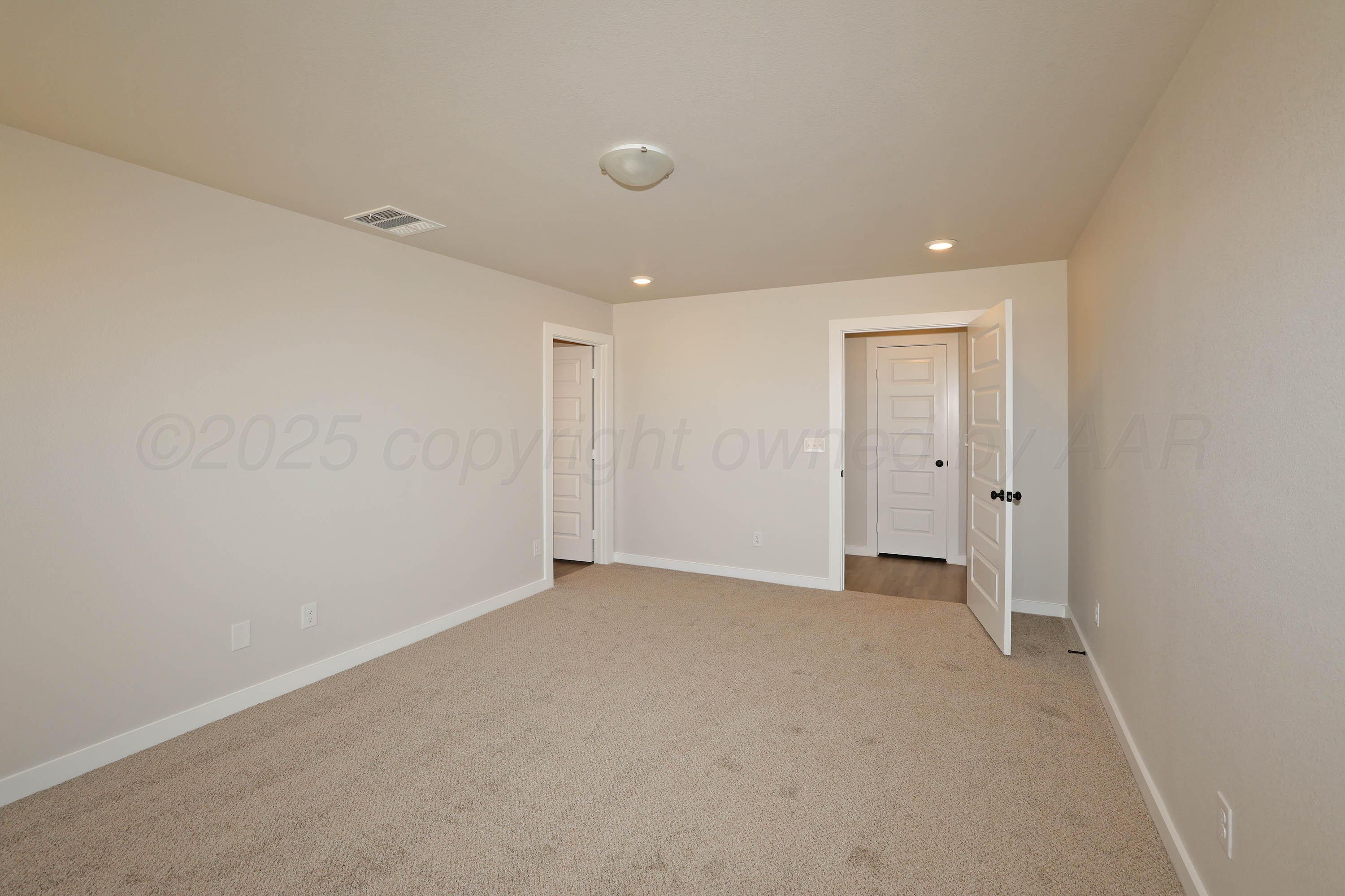 9704 Firewood Lane Amarillo, TX 79124 - Photo 12 of 32 12-Primary Bedroom