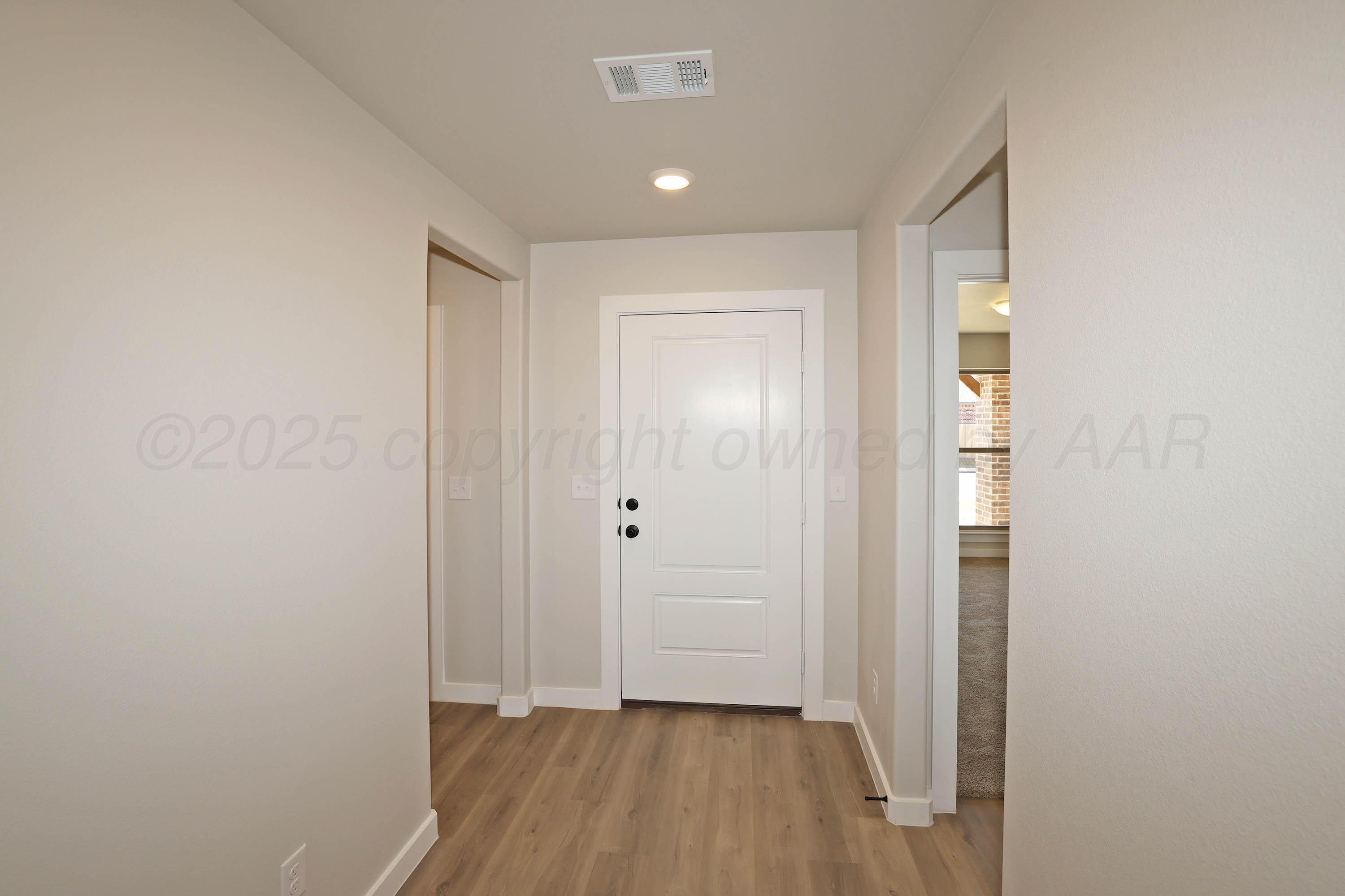 9704 Firewood Lane Amarillo, TX 79124 - Photo 3 of 32 3-Entry