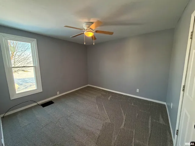 $285,000 | 405 234th Street, Aledo, IL 61231