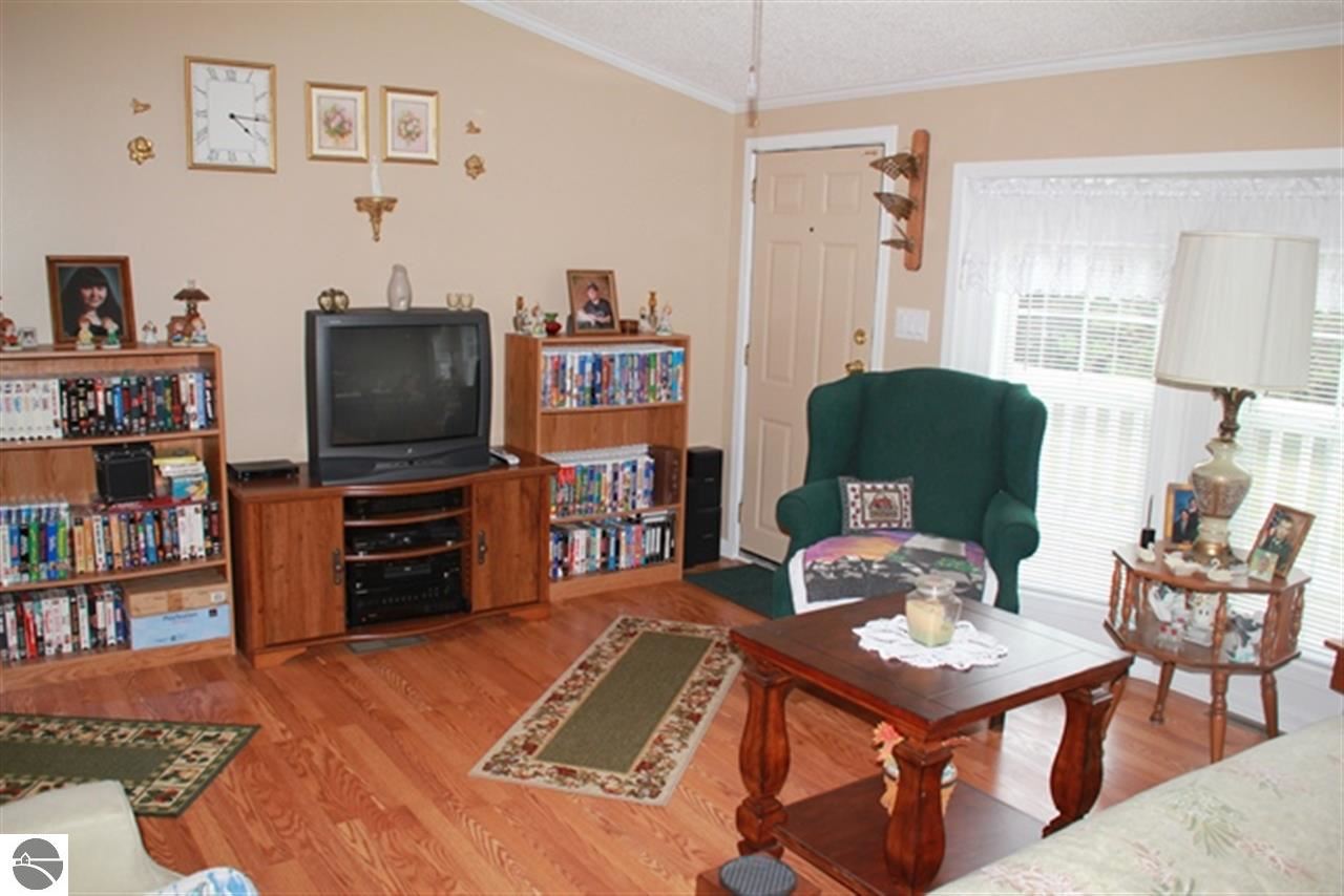 2891 North Hulbert Road Interlochen, MI 49643 - Photo 13 of 19 1783680-12.JPG