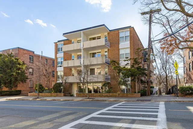 $3,500 | 100 Marion Street, Unit 22, Brookline, MA 02446