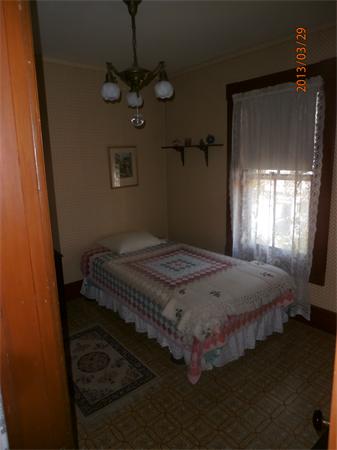 76 Harvard Street Springfield, MA 01109 - Photo 16 of 19 Gallery Image 16