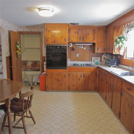13 Connor Road Beverly, MA 01915 - Photo 8 of 28 Gallery Image 8