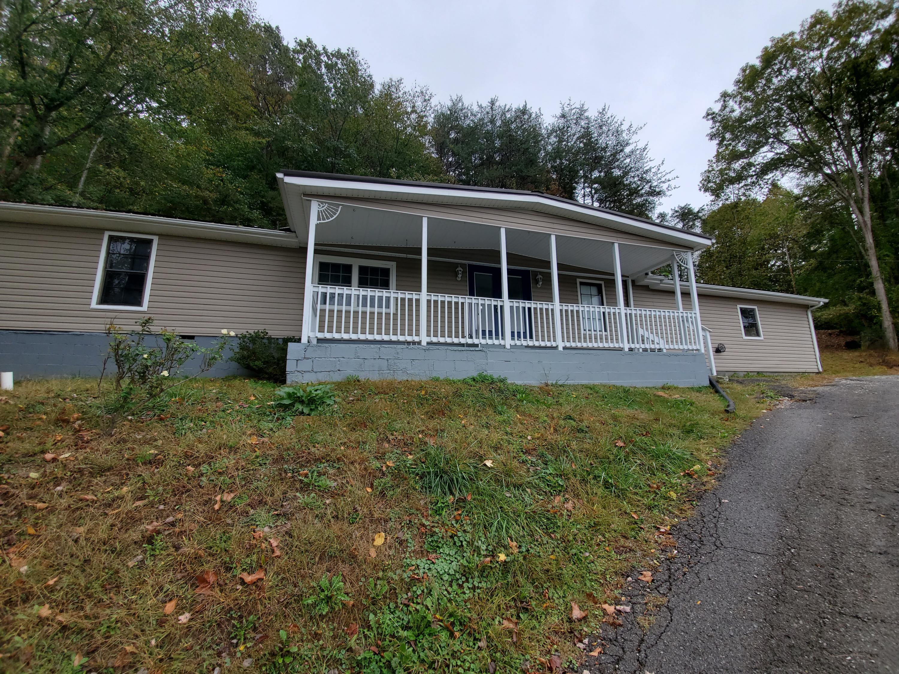 56 Access Road Pineville, KY 40977 - Photo 2 of 13 20191012_121144