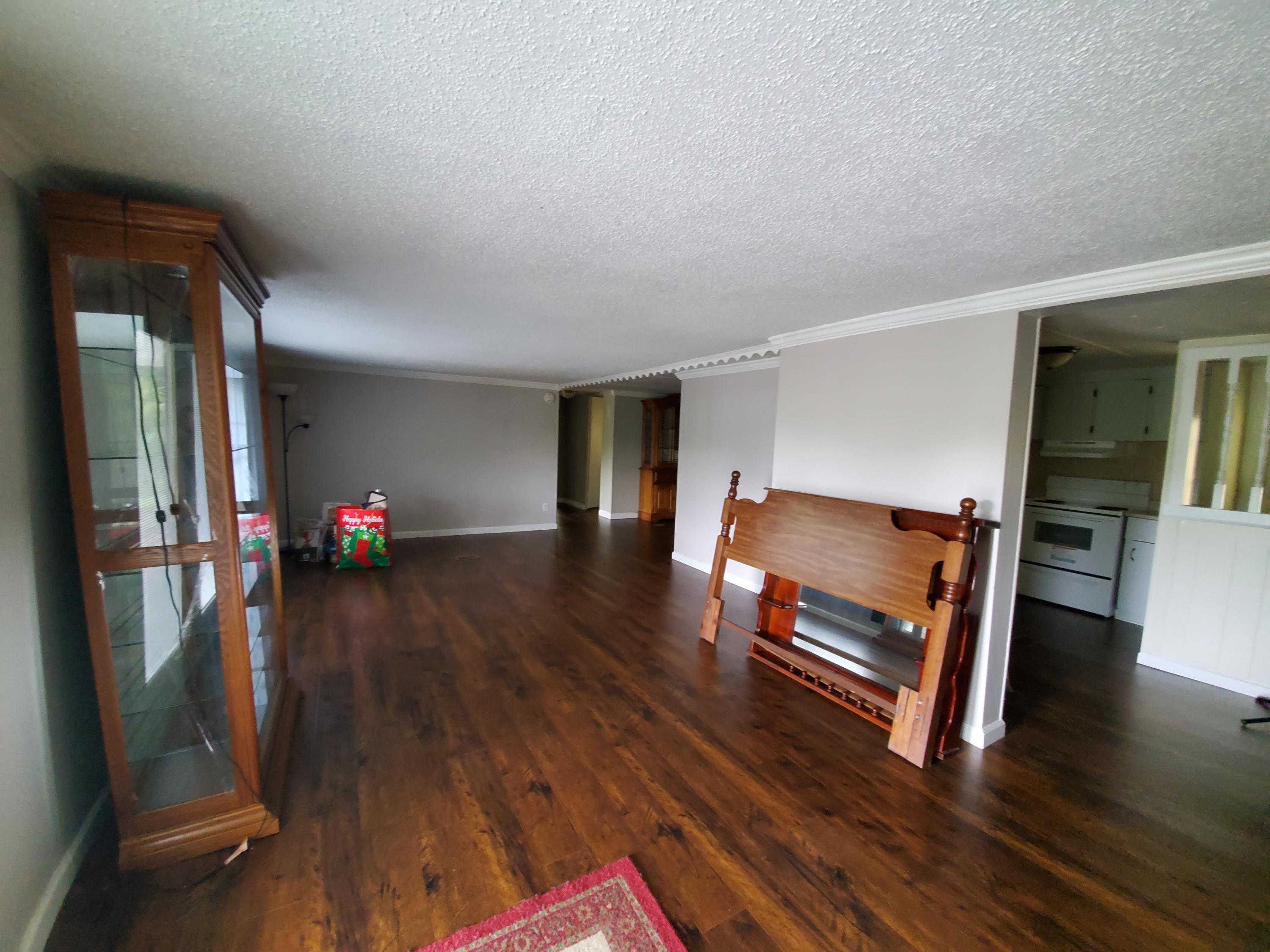 56 Access Road Pineville, KY 40977 - Photo 7 of 13 20191012_121300