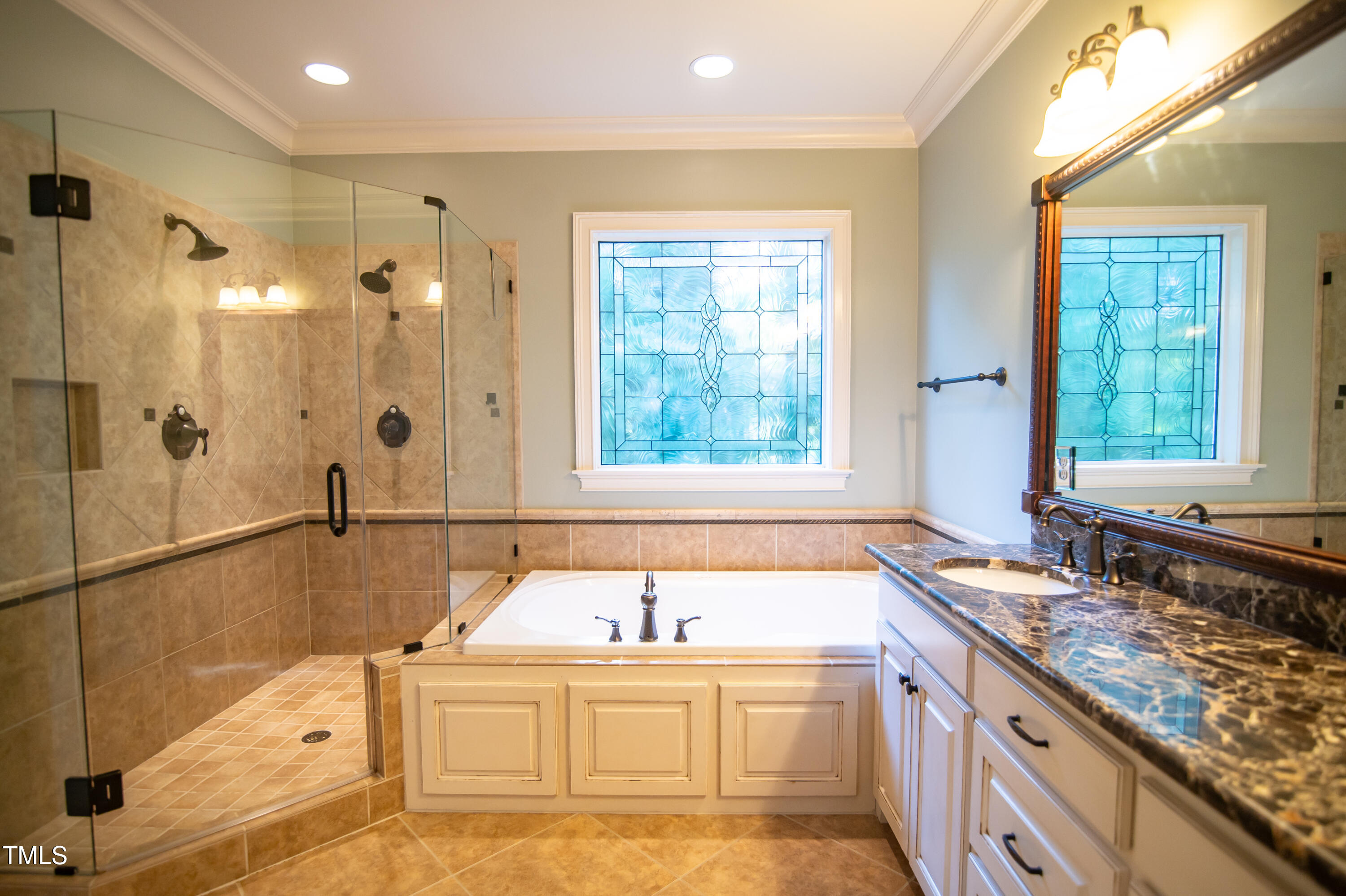 2822 Winter Song Road Raleigh, NC 27614 - Photo 21 of 51 Primary Bathroom