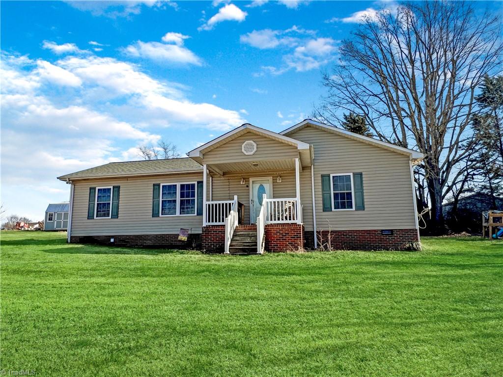 273 Viewmont Lane Ronda, NC 28670 - Photo 6 of 18 Gallery Image 6