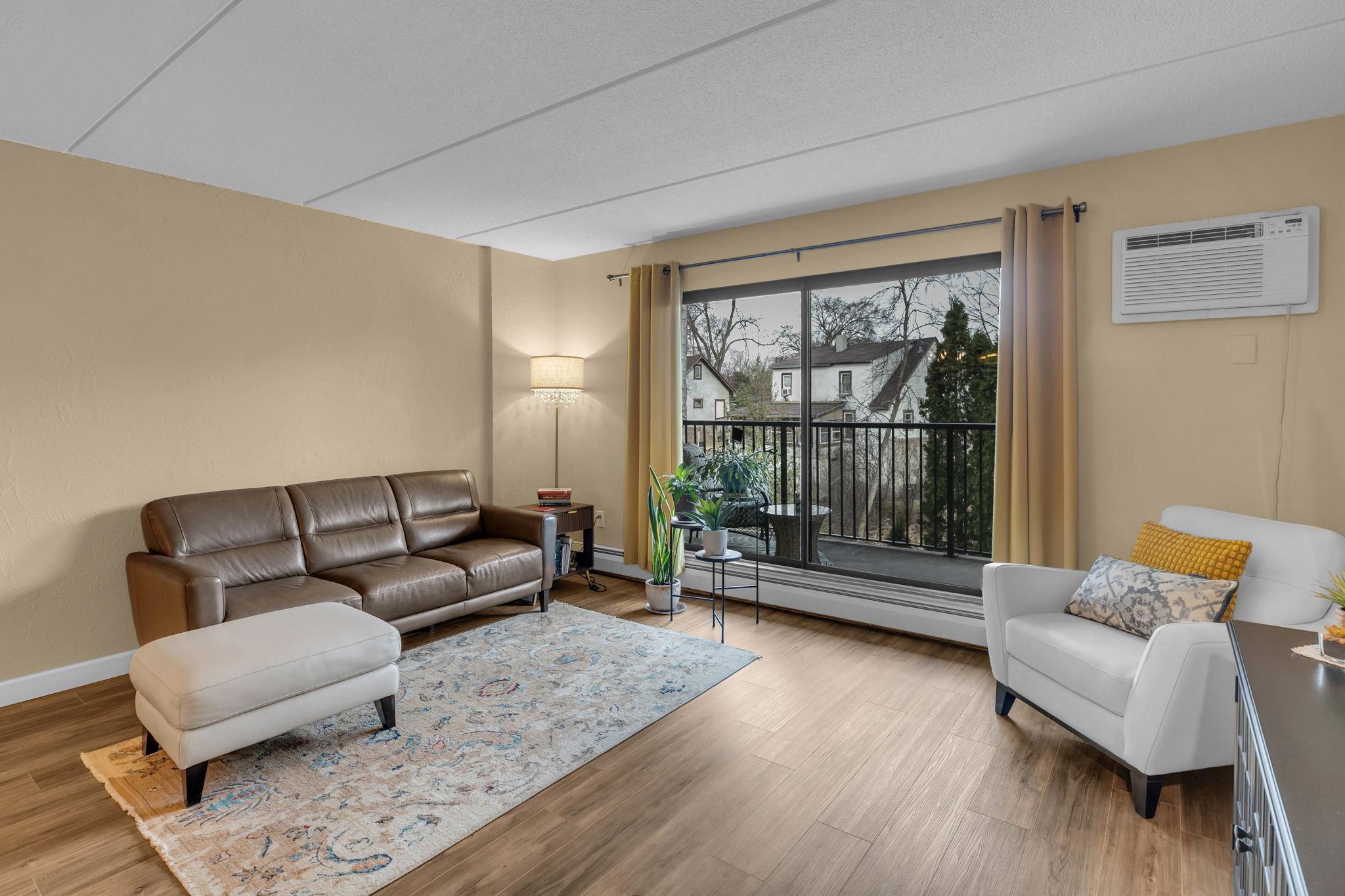 10401 Cedar Lk Road South, Unit 405 Hopkins, MN 55305 - Photo 11 of 22