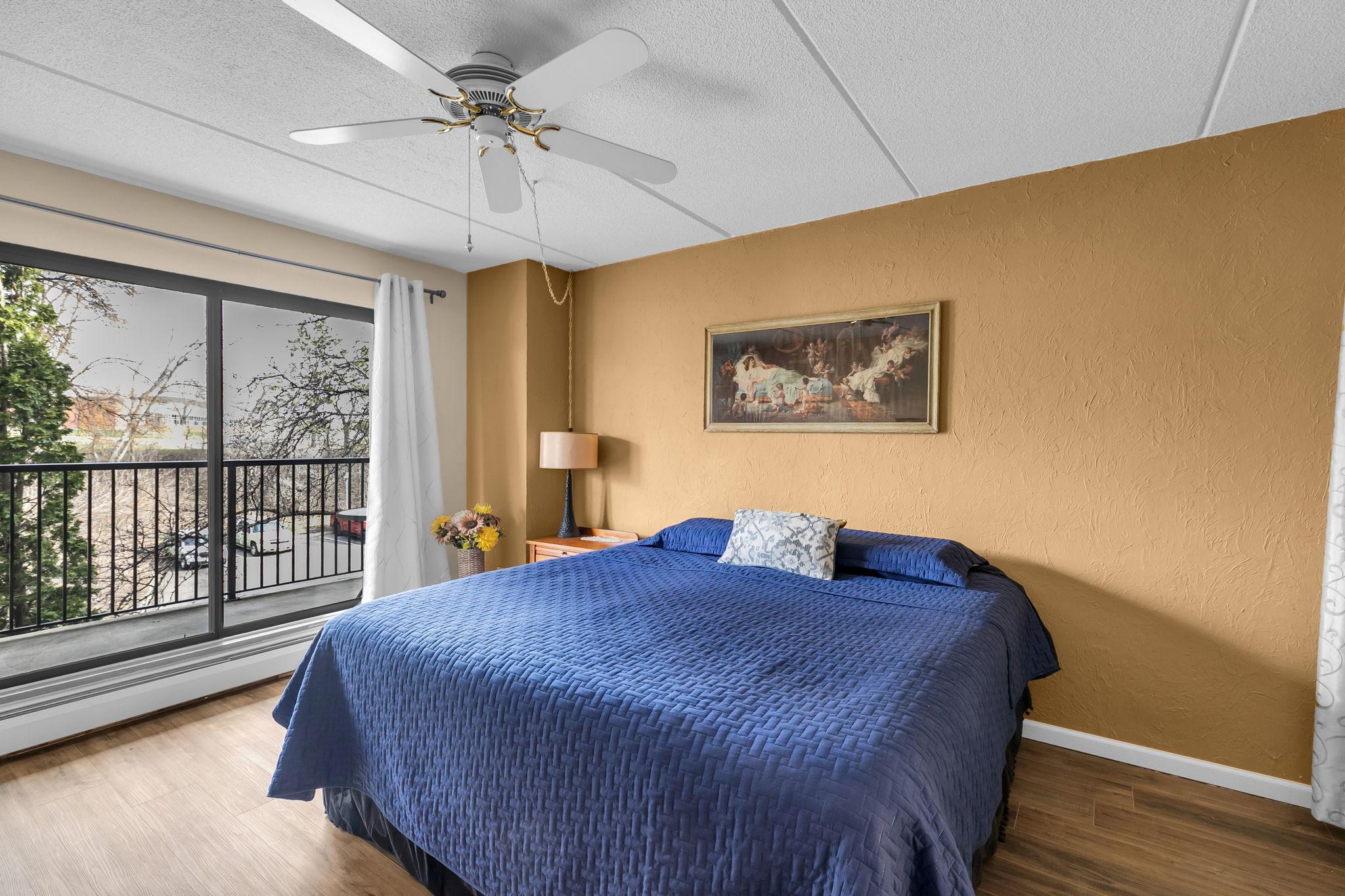 10401 Cedar Lk Road South, Unit 405 Hopkins, MN 55305 - Photo 14 of 22