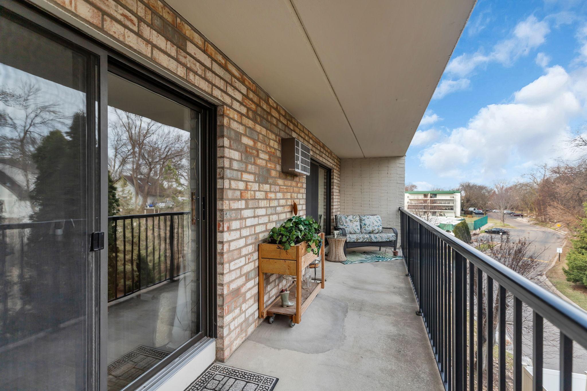 10401 Cedar Lk Road South, Unit 405 Hopkins, MN 55305 - Photo 22 of 22