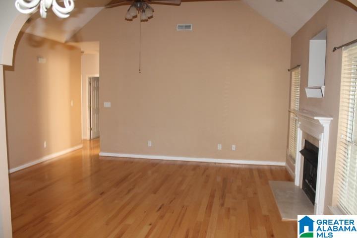 841 Daventry Lane Calera, AL 35040 - Photo 3 of 8