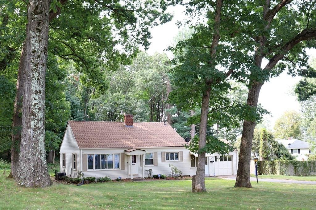 17 Overlook Drive Springfield, MA 01118 - Photo 1 of 20 Gallery Image 1