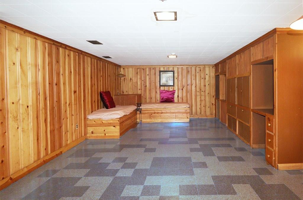17 Overlook Drive Springfield, MA 01118 - Photo 16 of 20 Gallery Image 16