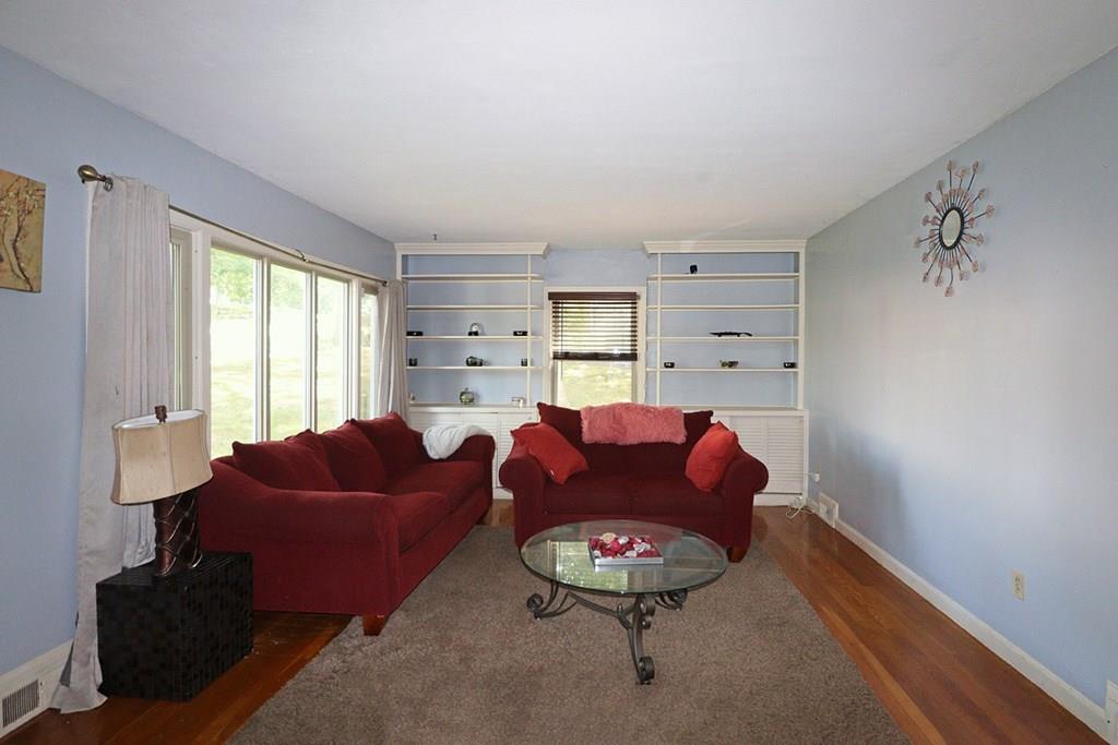 17 Overlook Drive Springfield, MA 01118 - Photo 7 of 20 Gallery Image 7