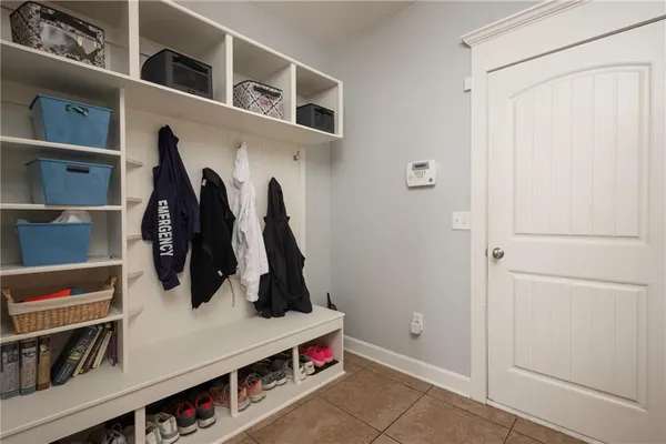 $489,900 | 629 Oakmont Drive, Warrensburg, MO 64093