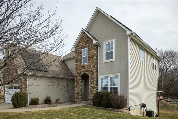 $489,900 | 629 Oakmont Drive, Warrensburg, MO 64093