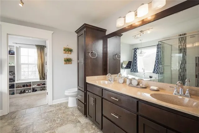 $489,900 | 629 Oakmont Drive, Warrensburg, MO 64093