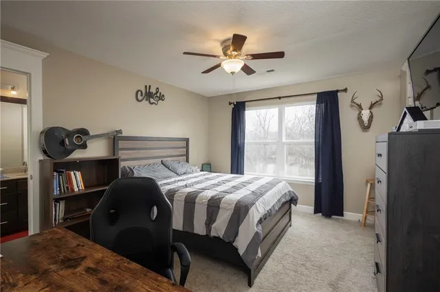 $489,900 | 629 Oakmont Drive, Warrensburg, MO 64093