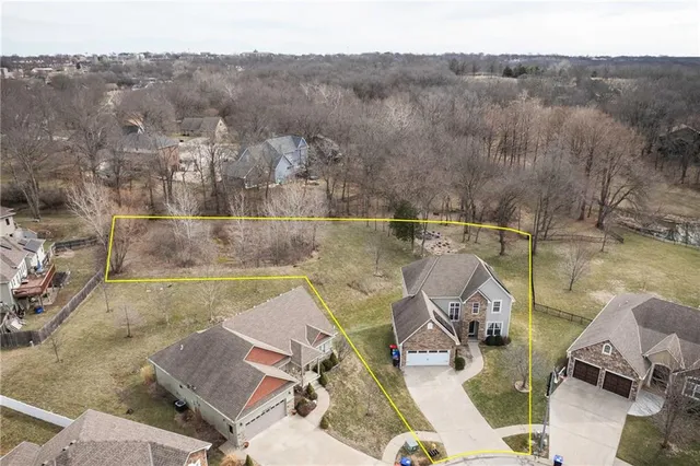 $489,900 | 629 Oakmont Drive, Warrensburg, MO 64093