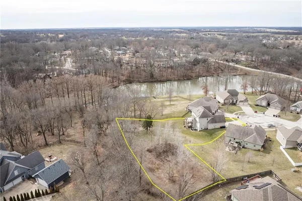 $489,900 | 629 Oakmont Drive, Warrensburg, MO 64093
