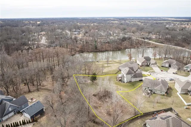 $489,900 | 629 Oakmont Drive, Warrensburg, MO 64093