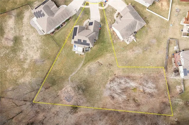 $489,900 | 629 Oakmont Drive, Warrensburg, MO 64093