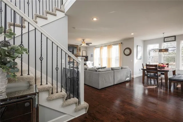 $489,900 | 629 Oakmont Drive, Warrensburg, MO 64093