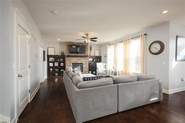 $489,900 | 629 Oakmont Drive, Warrensburg, MO 64093