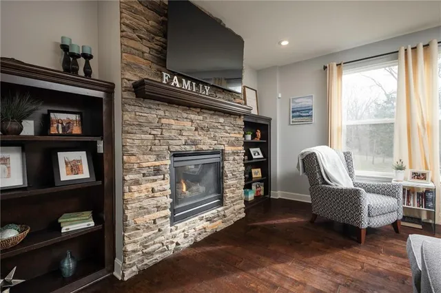 $489,900 | 629 Oakmont Drive, Warrensburg, MO 64093