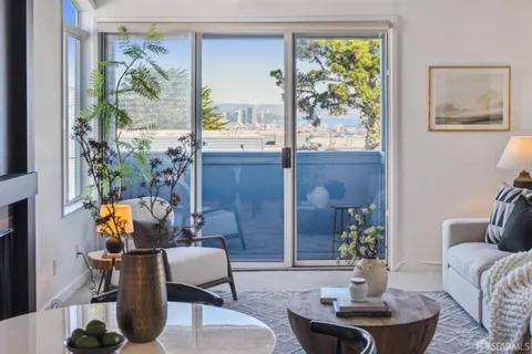 $675,000 | 5330 Diamond Heights Boulevard, Unit J301, San Francisco, CA 94131